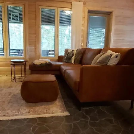 Lumikonpesae 4 B Apartman *